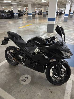 KAWASAKI NINJA 400 KAWASAKI NINJA 400